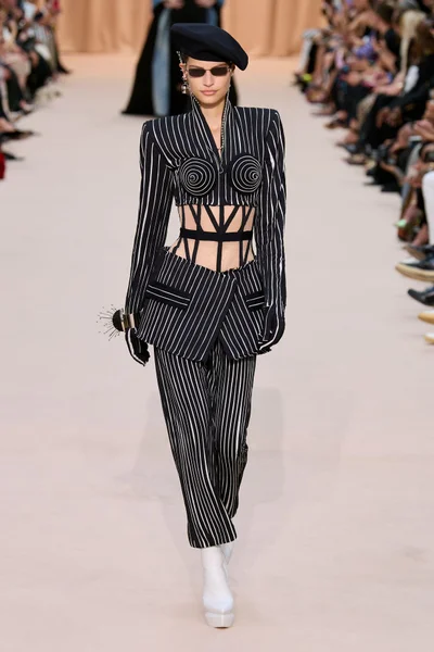Look 21
